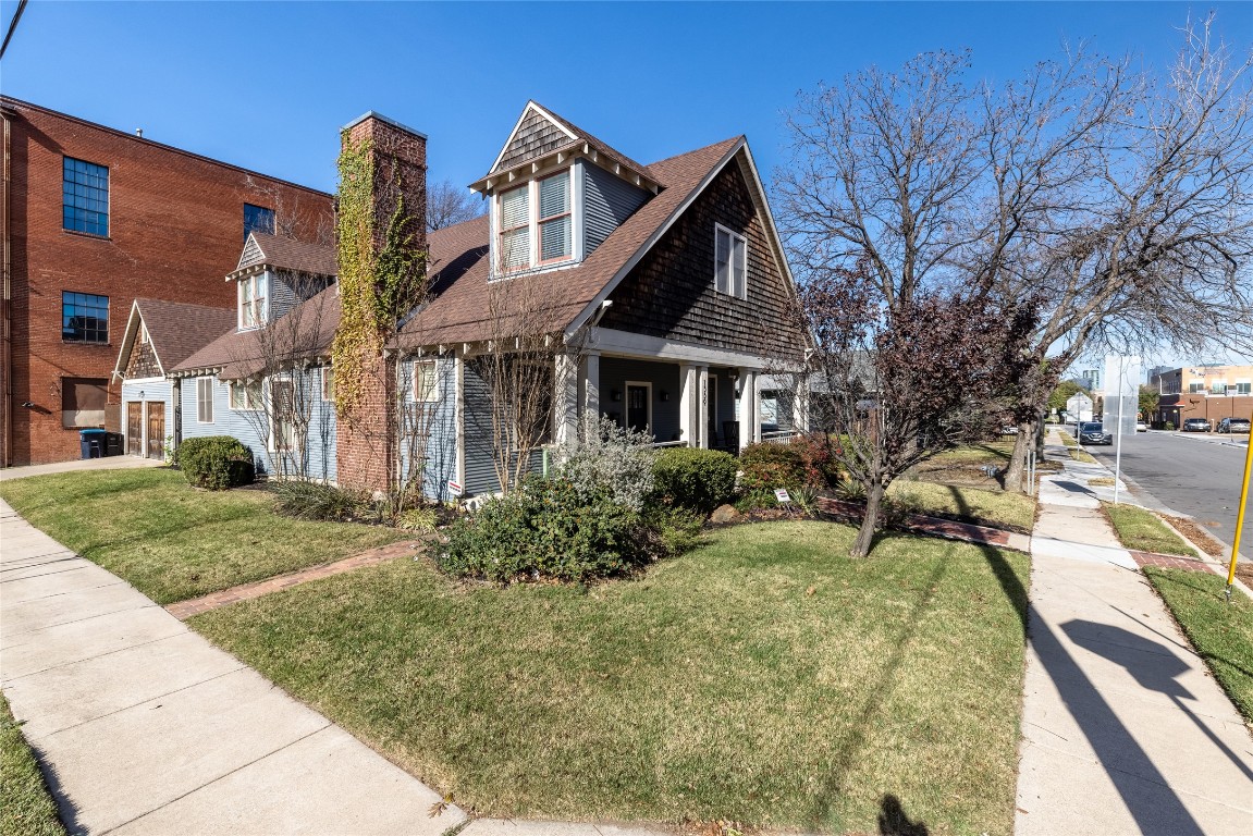 1330 Alston Avenue Fort Worth TX 76104