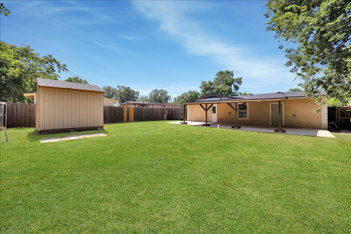 2509 Avenel Drive Farmers Branch TX 75234
