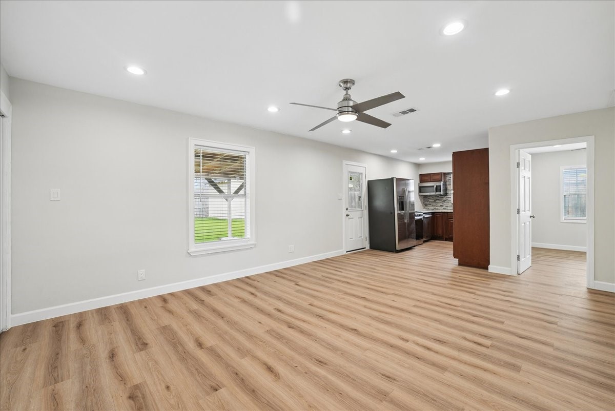 2509 Avenel Drive Farmers Branch TX 75234