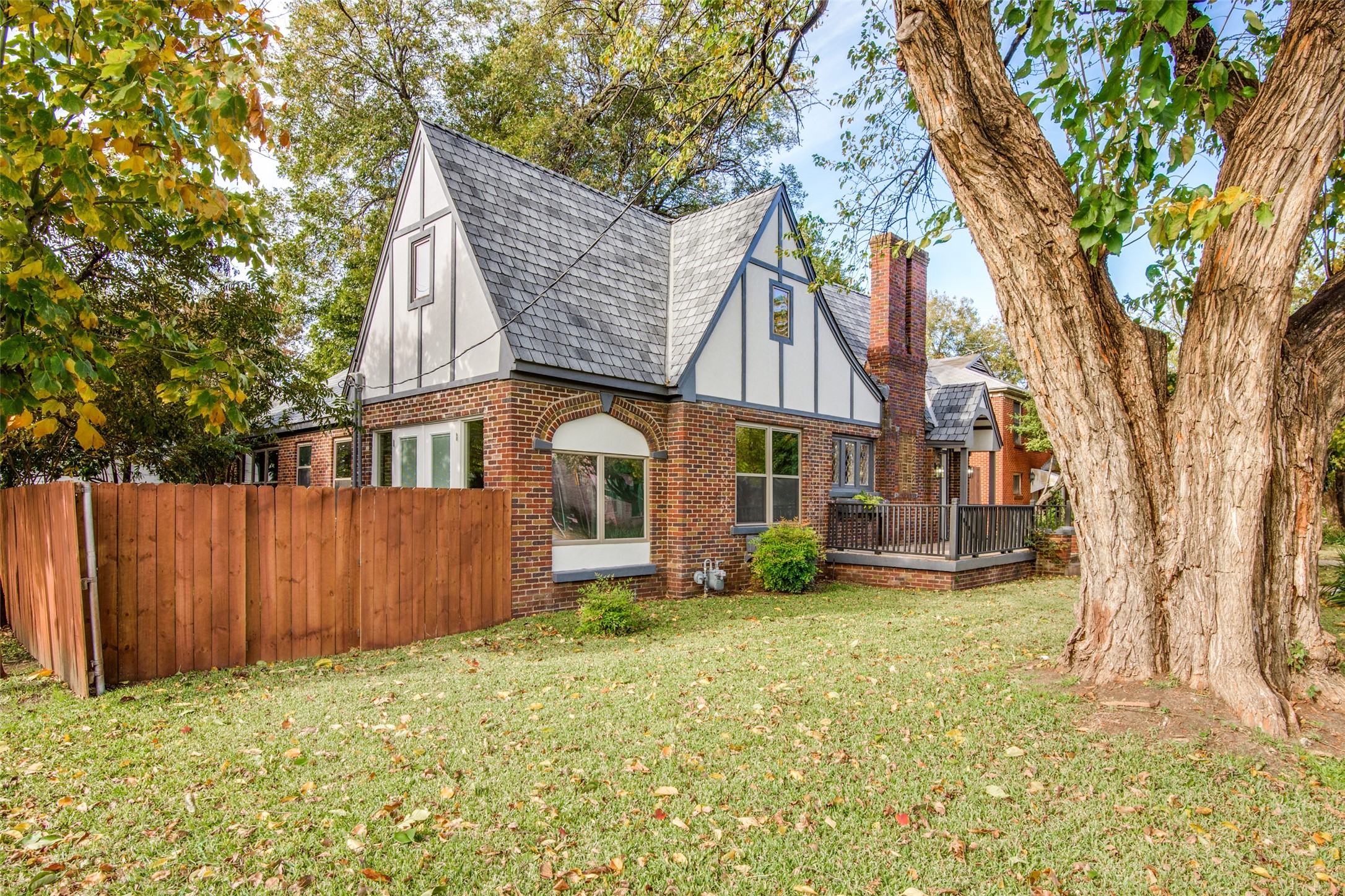 5203 Cedar Springs Road Dallas TX 75235