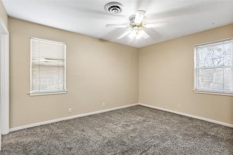 112 N Imperial Drive Denison TX 75020