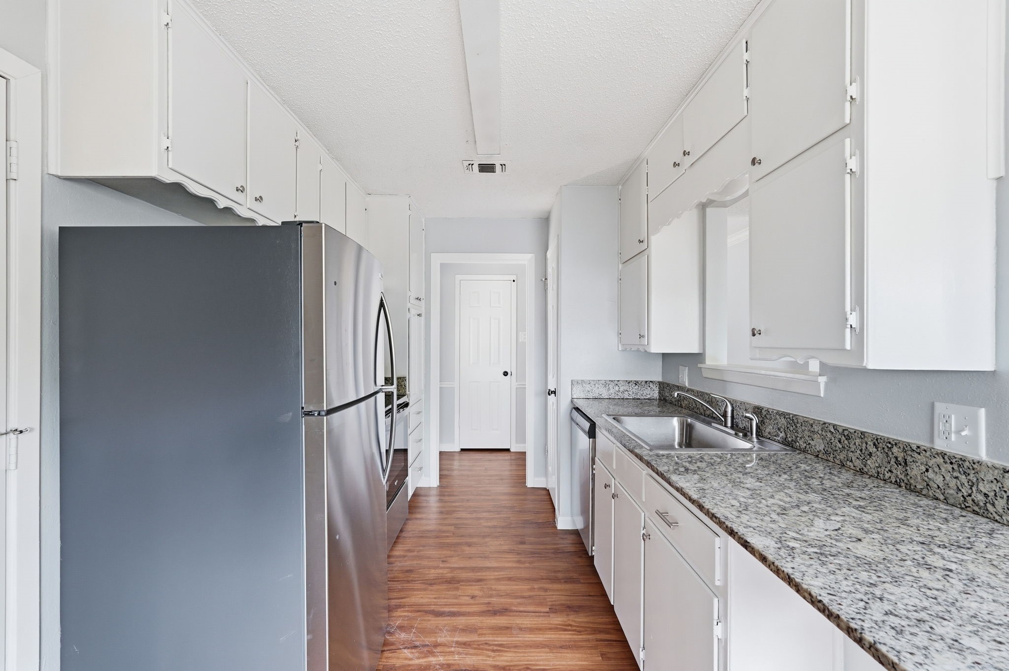 6246 Guilford Street Forest Hill TX 76119