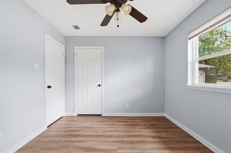 6246 Guilford Street Forest Hill TX 76119