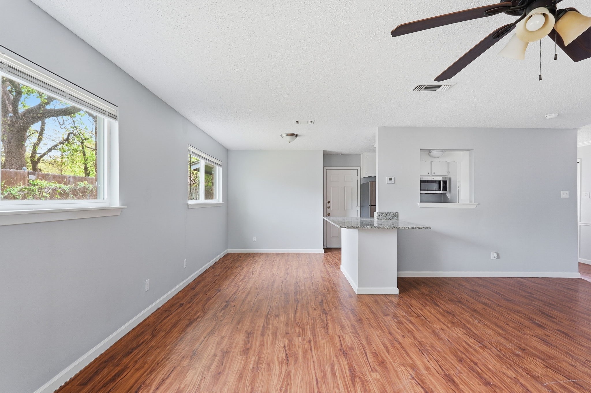 6246 Guilford Street Forest Hill TX 76119