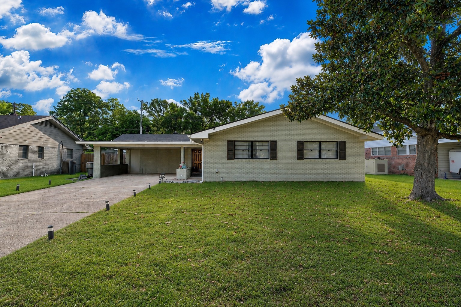 1751 Bayou Drive Shreveport LA 71105
