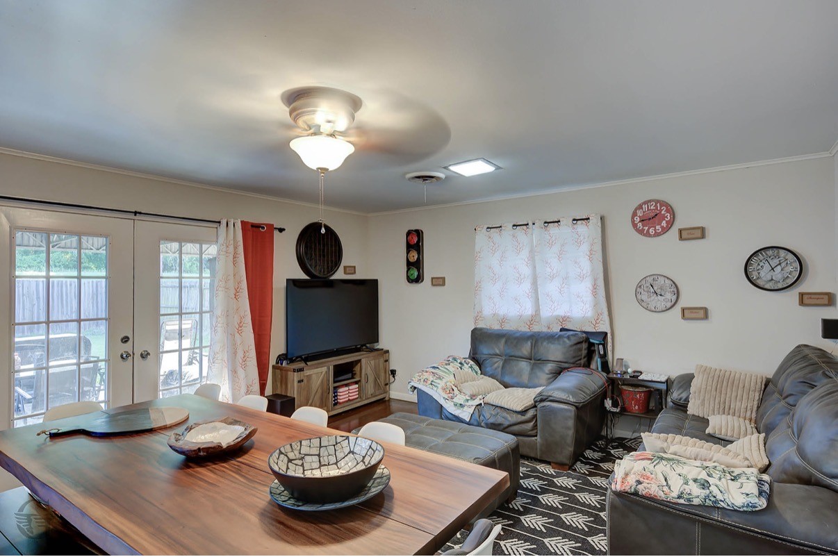 1751 Bayou Drive Shreveport LA 71105
