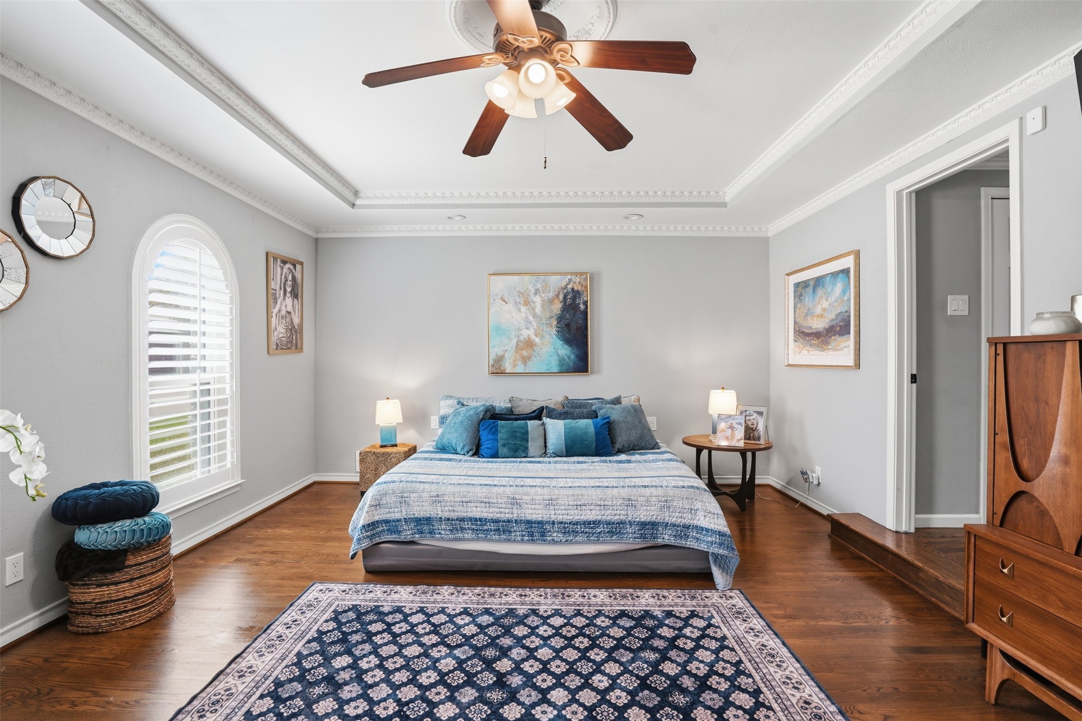 9683 Whitehurst Drive Dallas TX 75243
