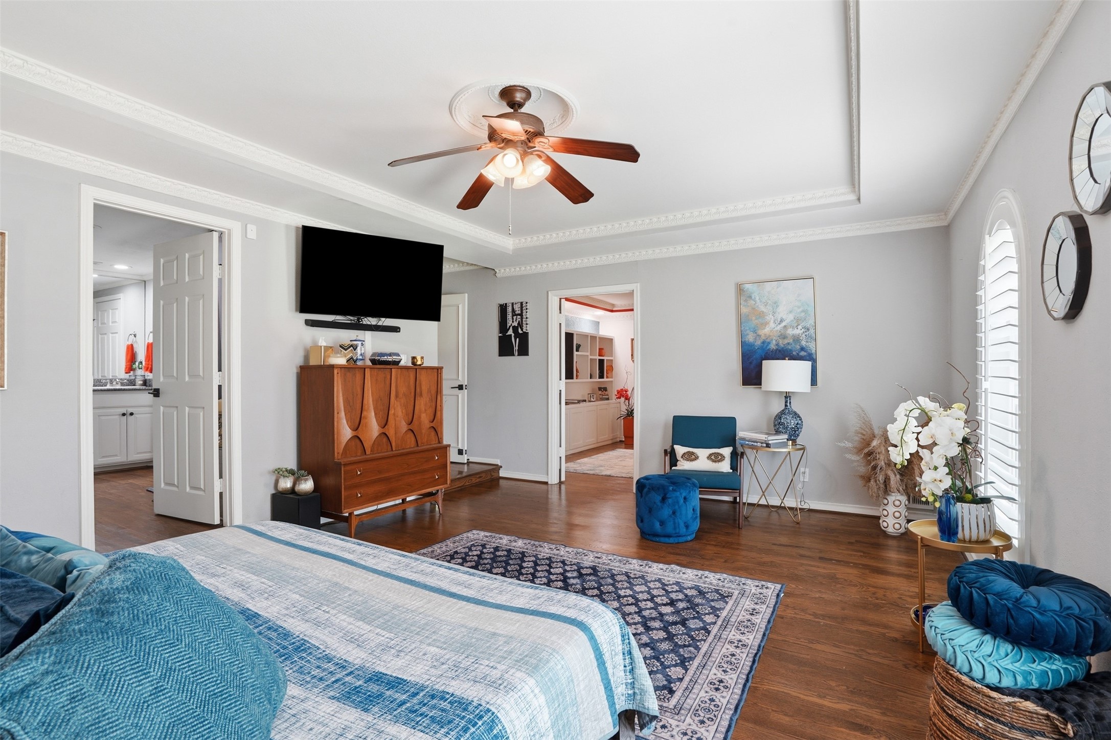 9683 Whitehurst Drive Dallas TX 75243