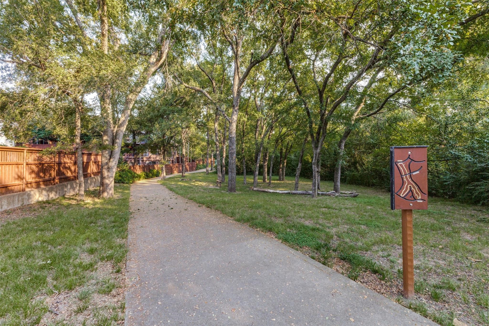 9683 Whitehurst Drive Dallas TX 75243