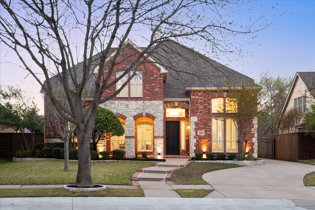 2509 Sir Turquin Lane Lewisville TX 75056