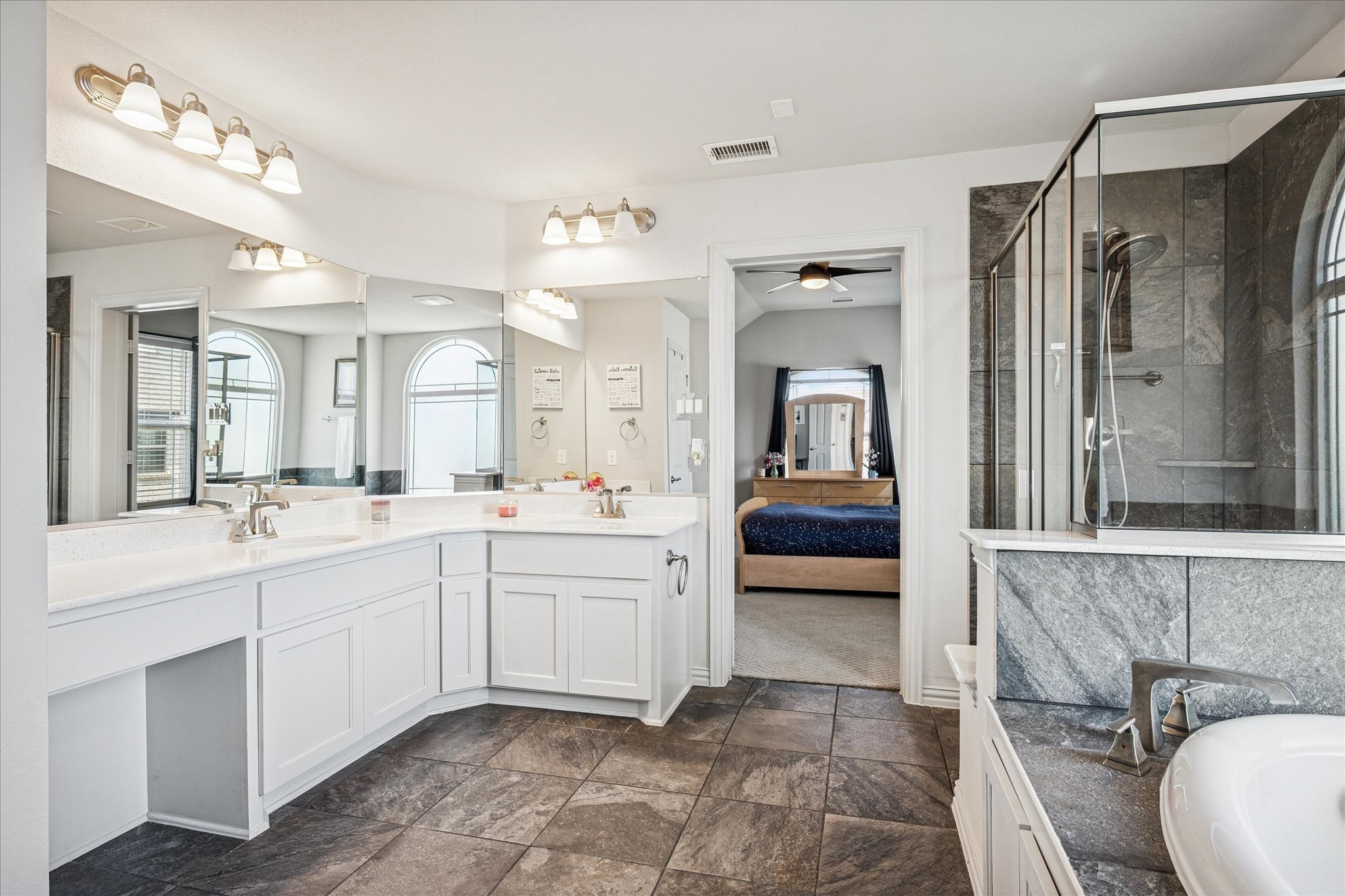 506 Crestview Drive Midlothian TX 76065