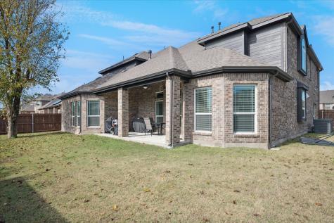 506 Crestview Drive Midlothian TX 76065