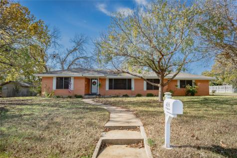 406 N Avenue Q Clifton TX 76634
