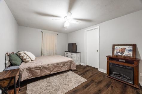 308 N Bois D Arc Street Savoy TX 75479