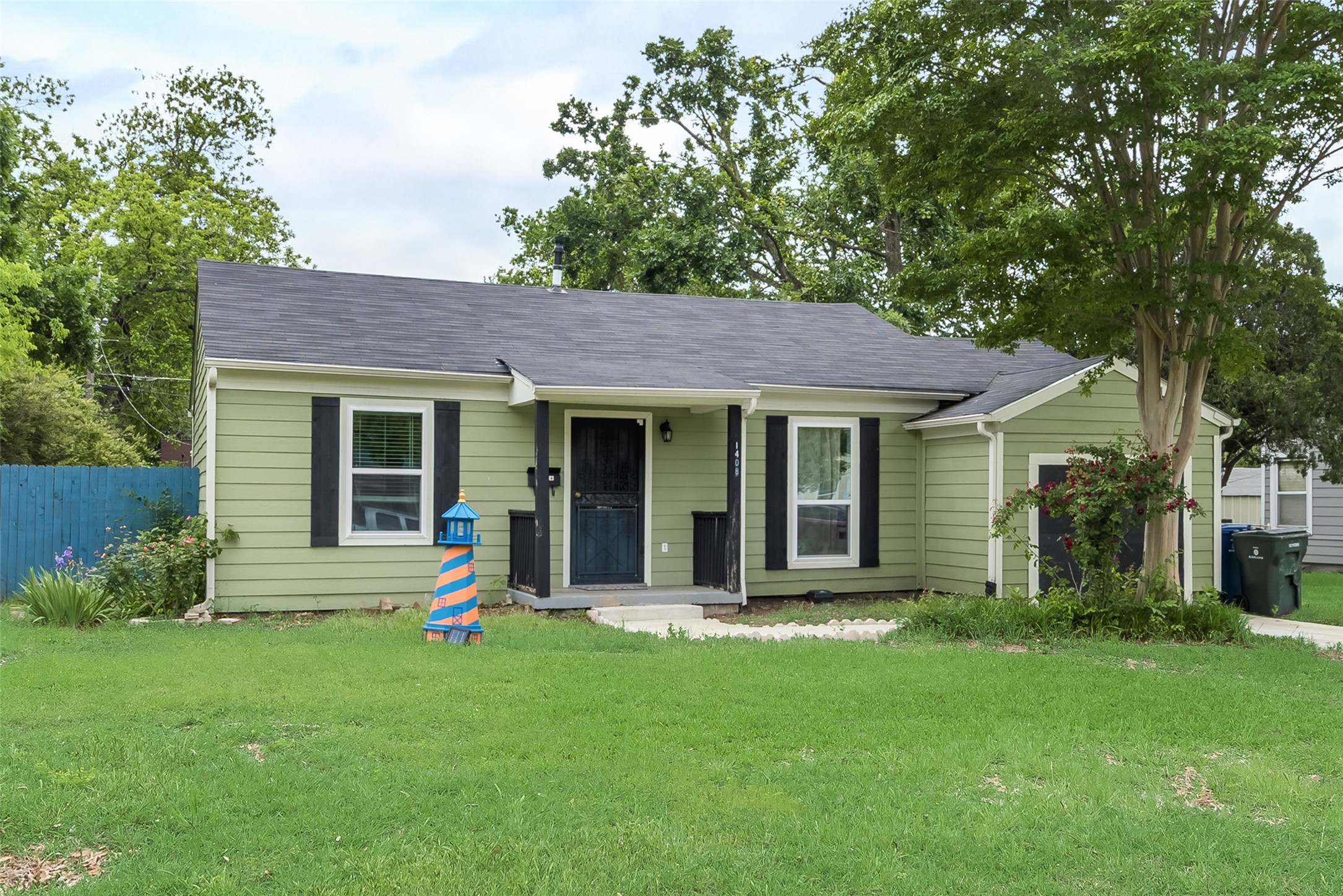 1408 Lakeside Drive Garland TX 75042