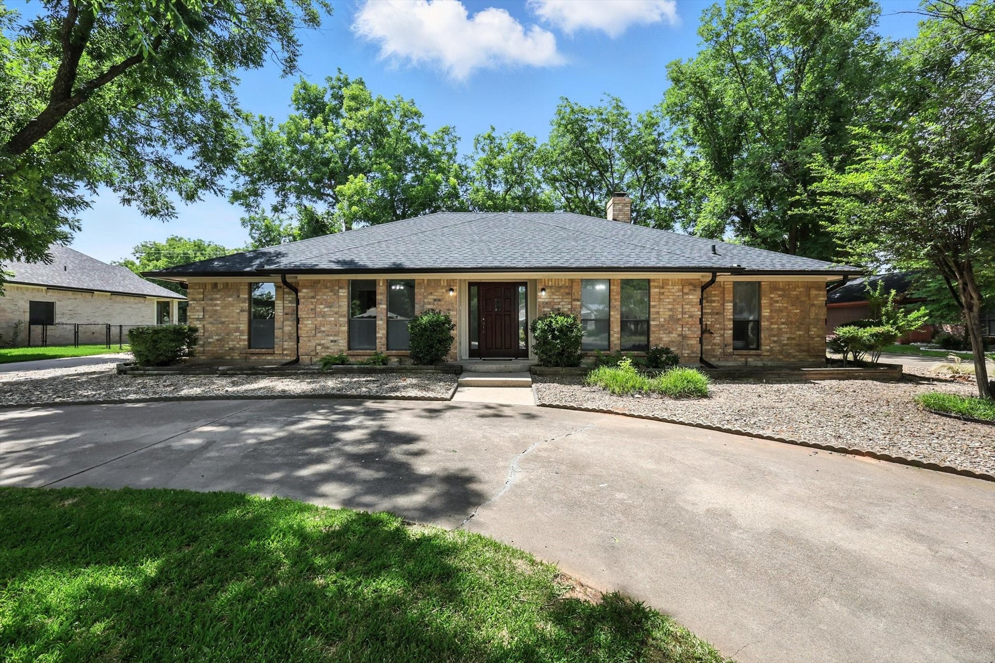 7205 Westover Drive Granbury TX 76049