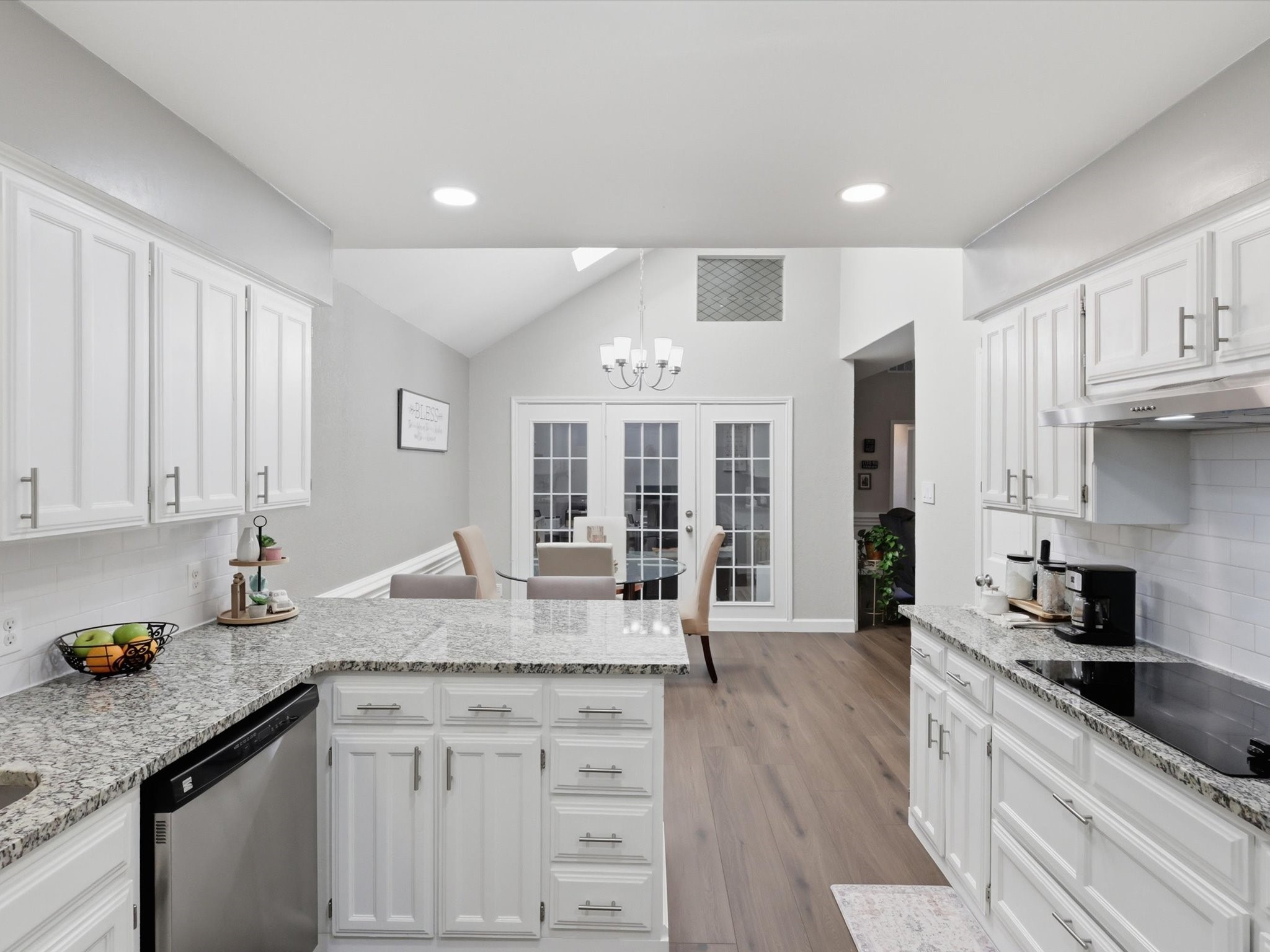 3109 Emerald Street Bedford TX 76021
