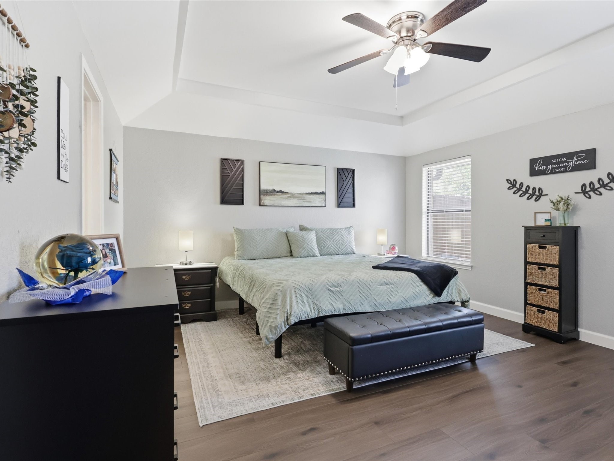 3109 Emerald Street Bedford TX 76021