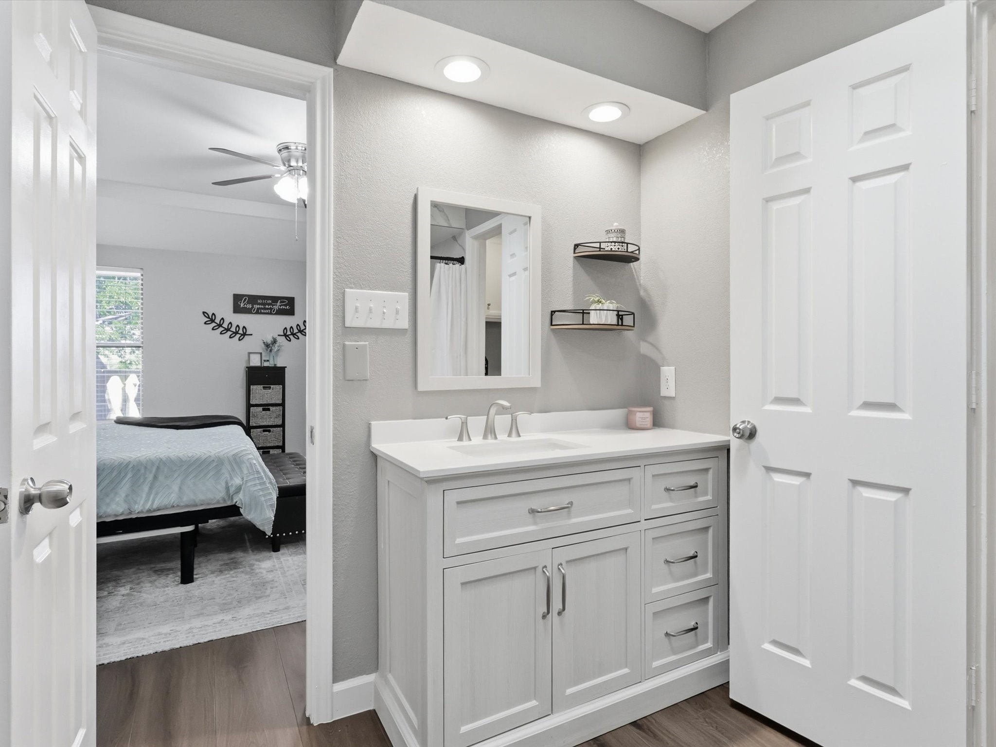 3109 Emerald Street Bedford TX 76021