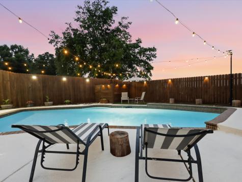 3109 Emerald Street Bedford TX 76021
