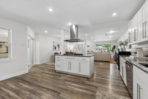 6821 Kingsbury Drive Dallas TX 75231