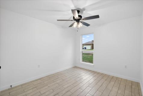335 Flying Bridge Gun Barrel City TX 75156