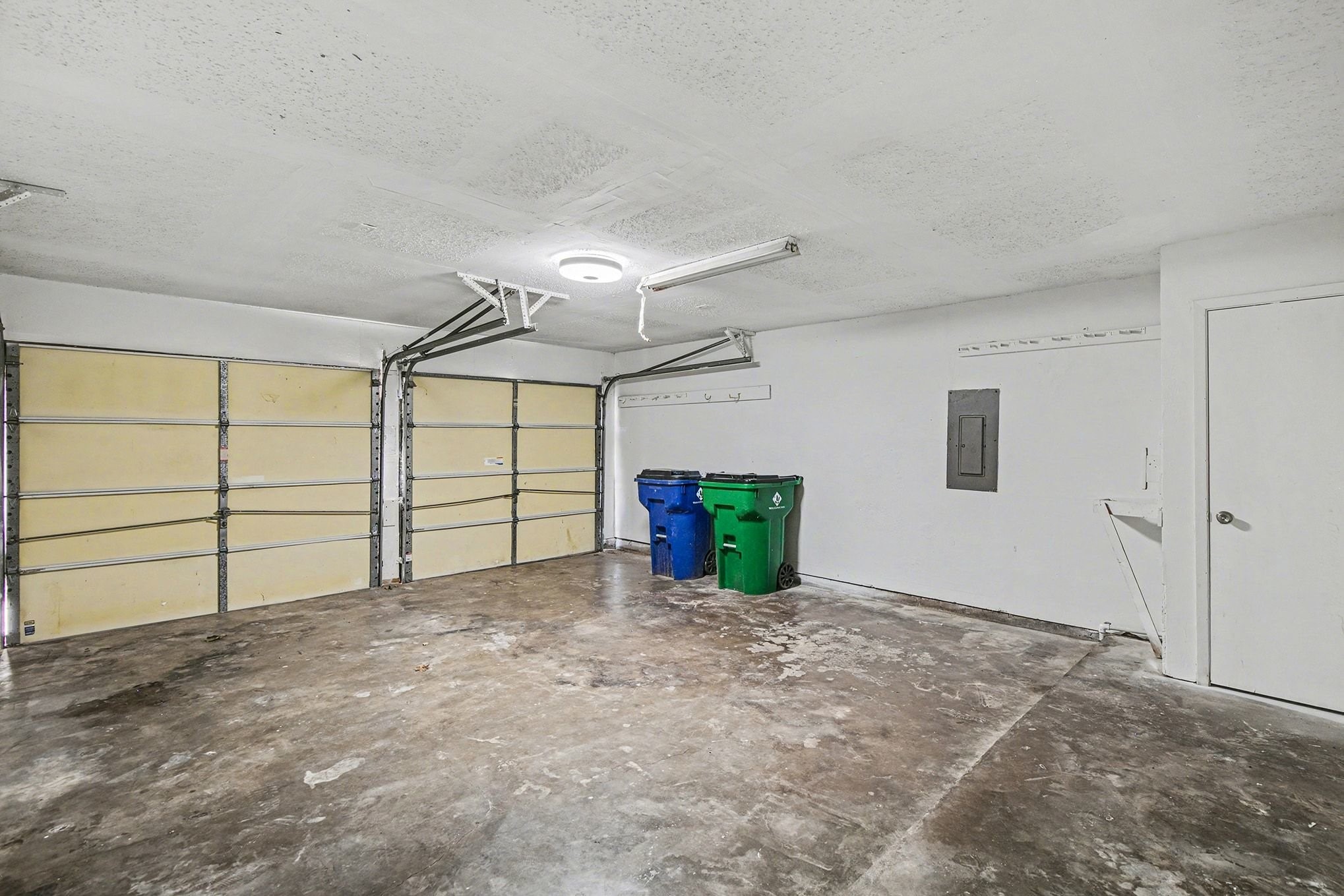 125 Roundtree Drive Crowley TX 76036