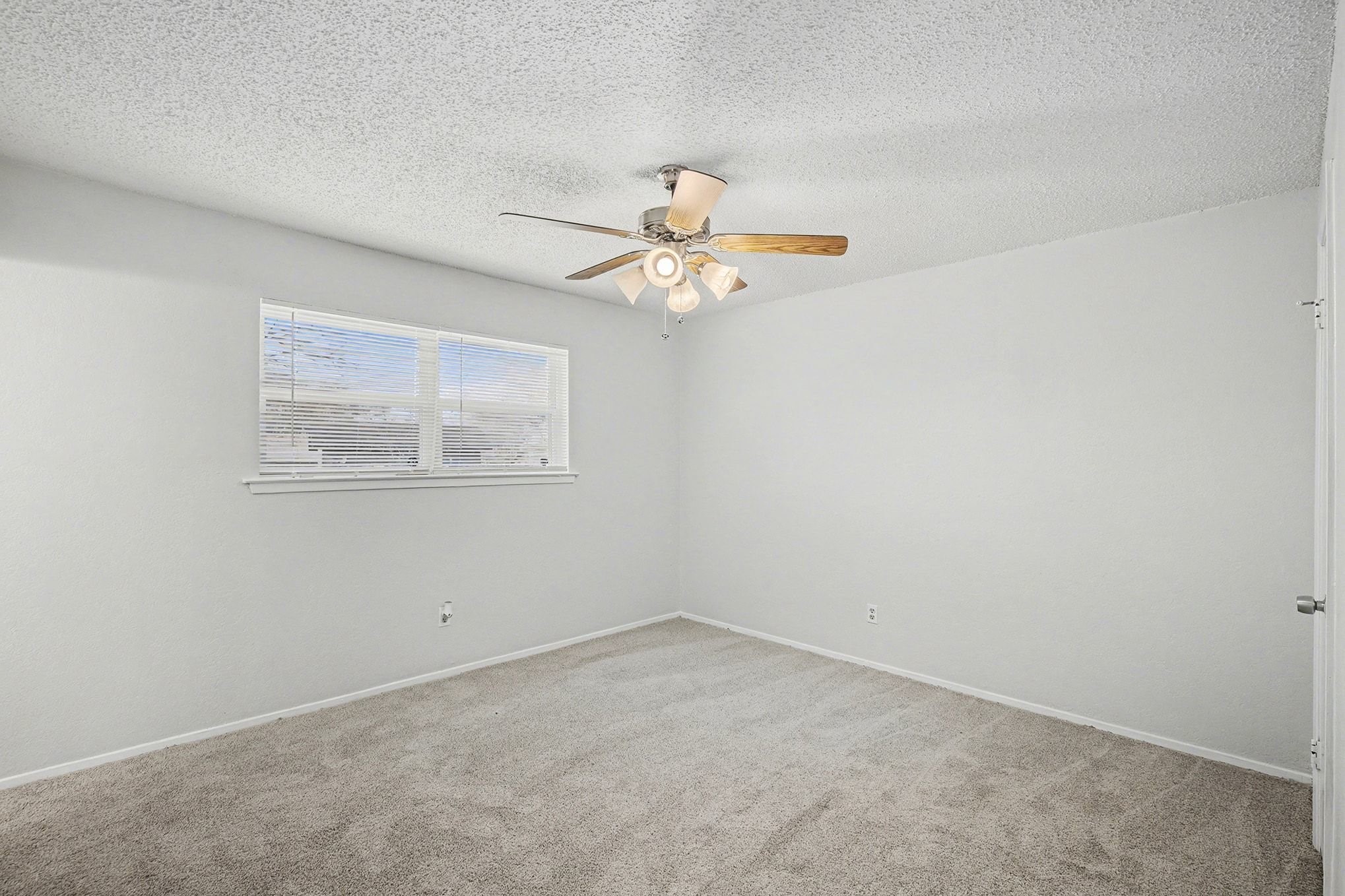 125 Roundtree Drive Crowley TX 76036