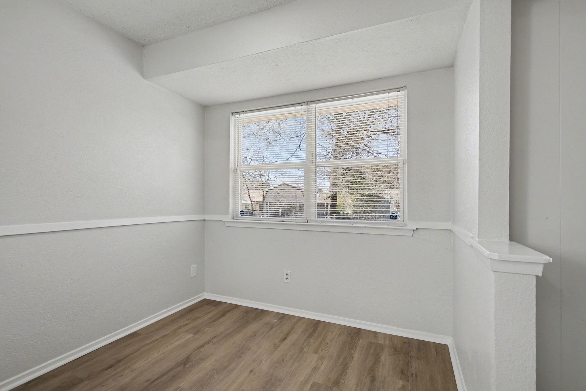 125 Roundtree Drive Crowley TX 76036