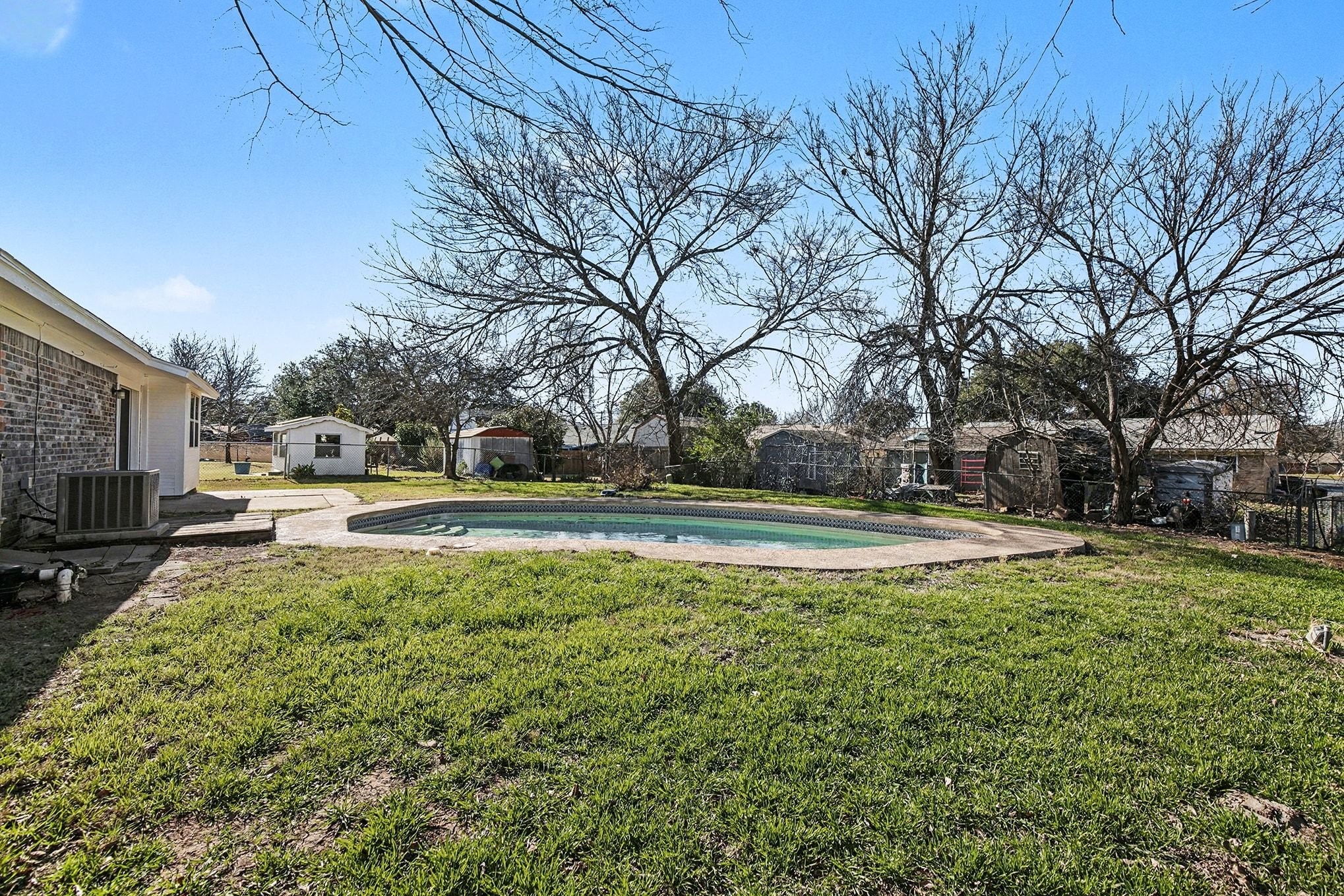 125 Roundtree Drive Crowley TX 76036