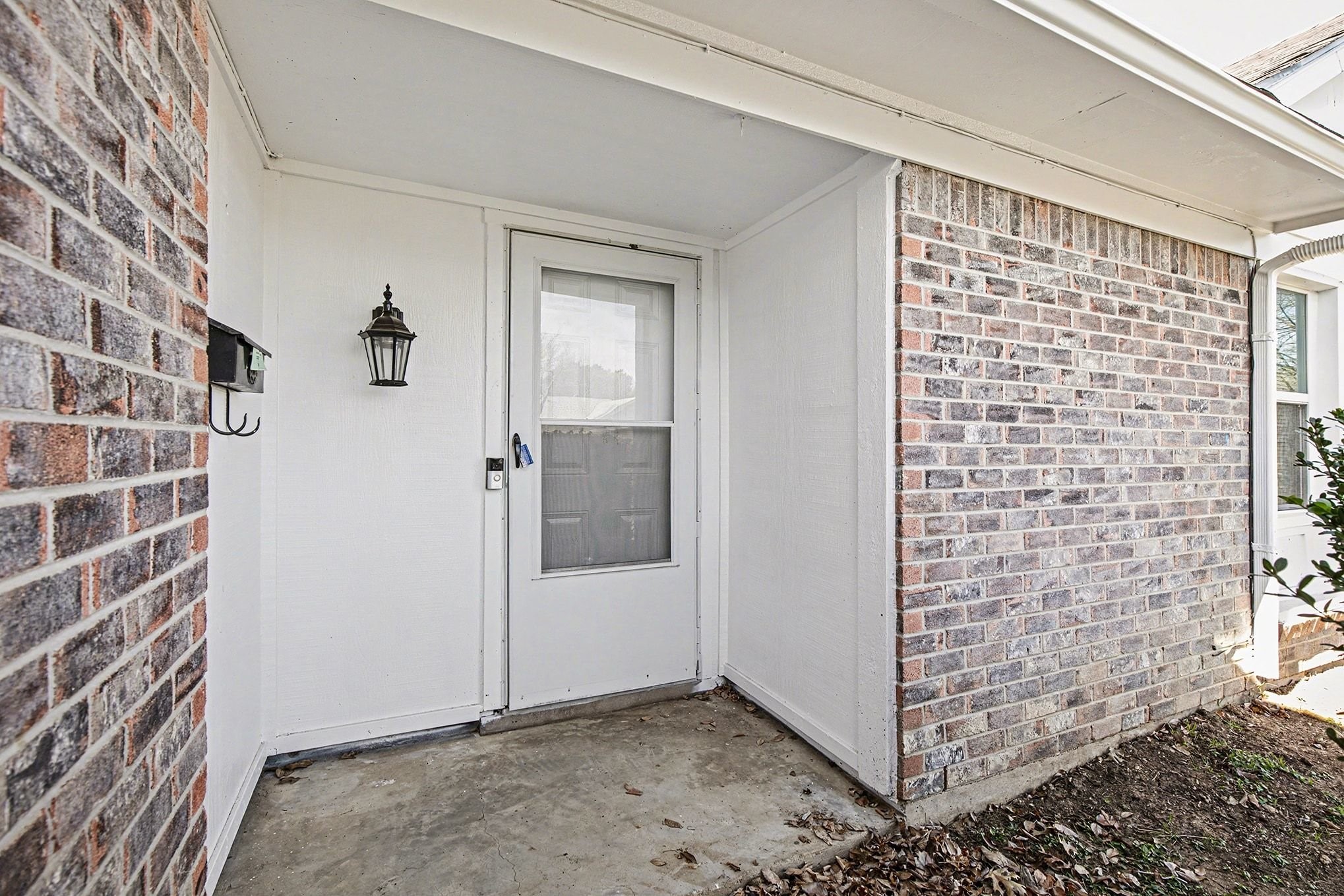 125 Roundtree Drive Crowley TX 76036