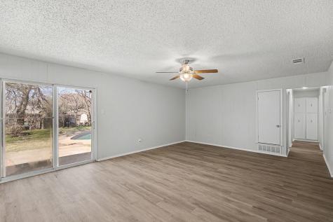 125 Roundtree Drive Crowley TX 76036