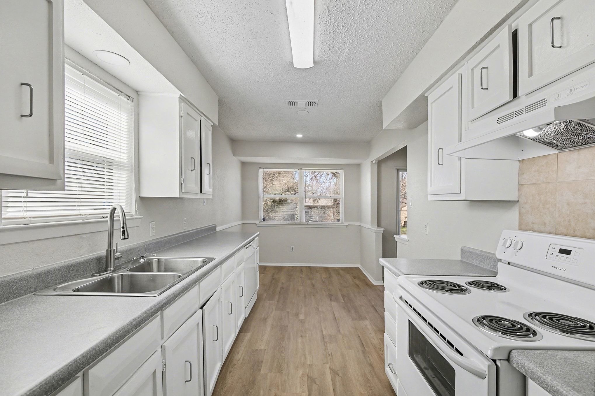 125 Roundtree Drive Crowley TX 76036