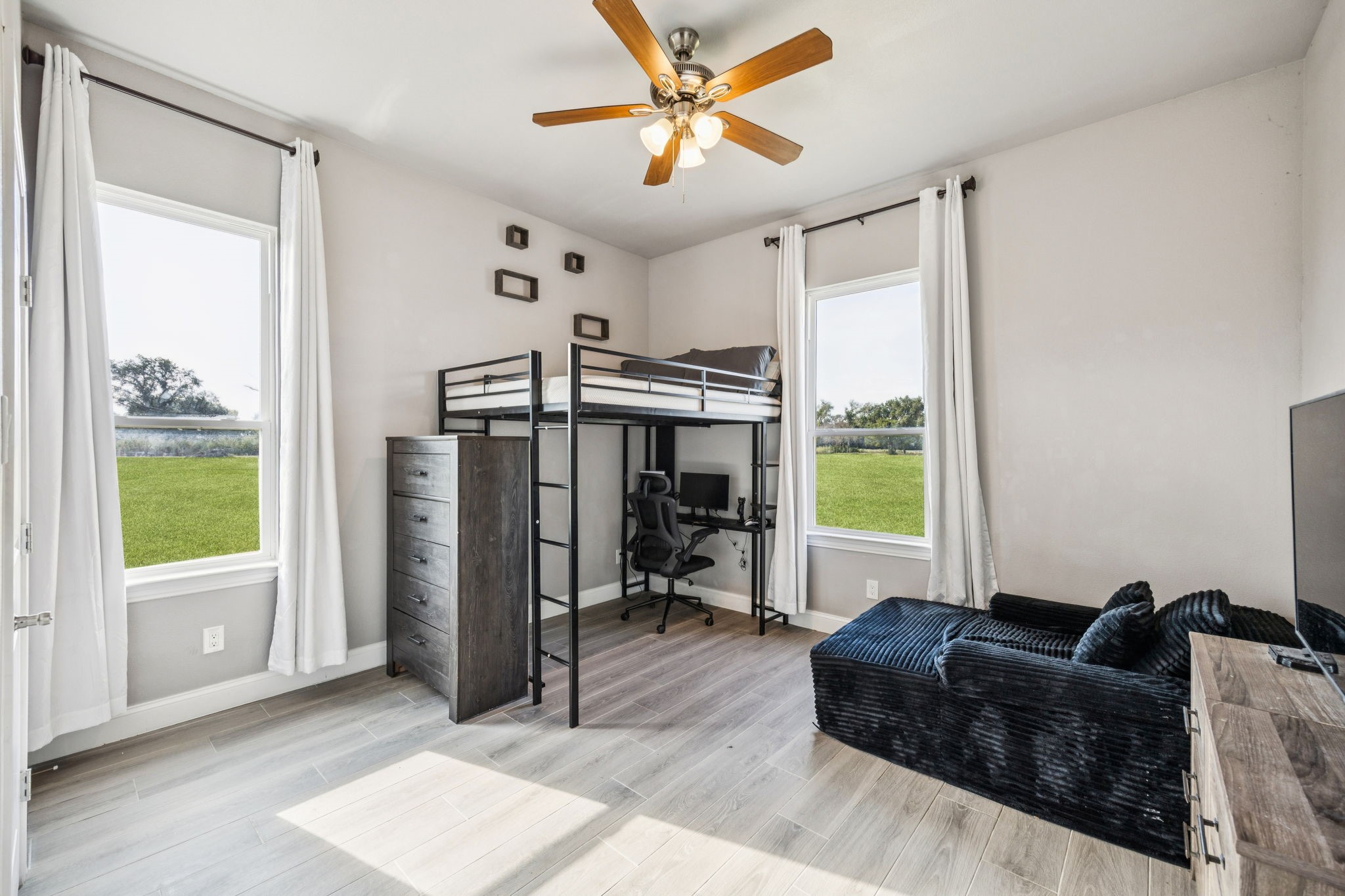 2549 Vz County Road 3208 Wills Point TX 75169