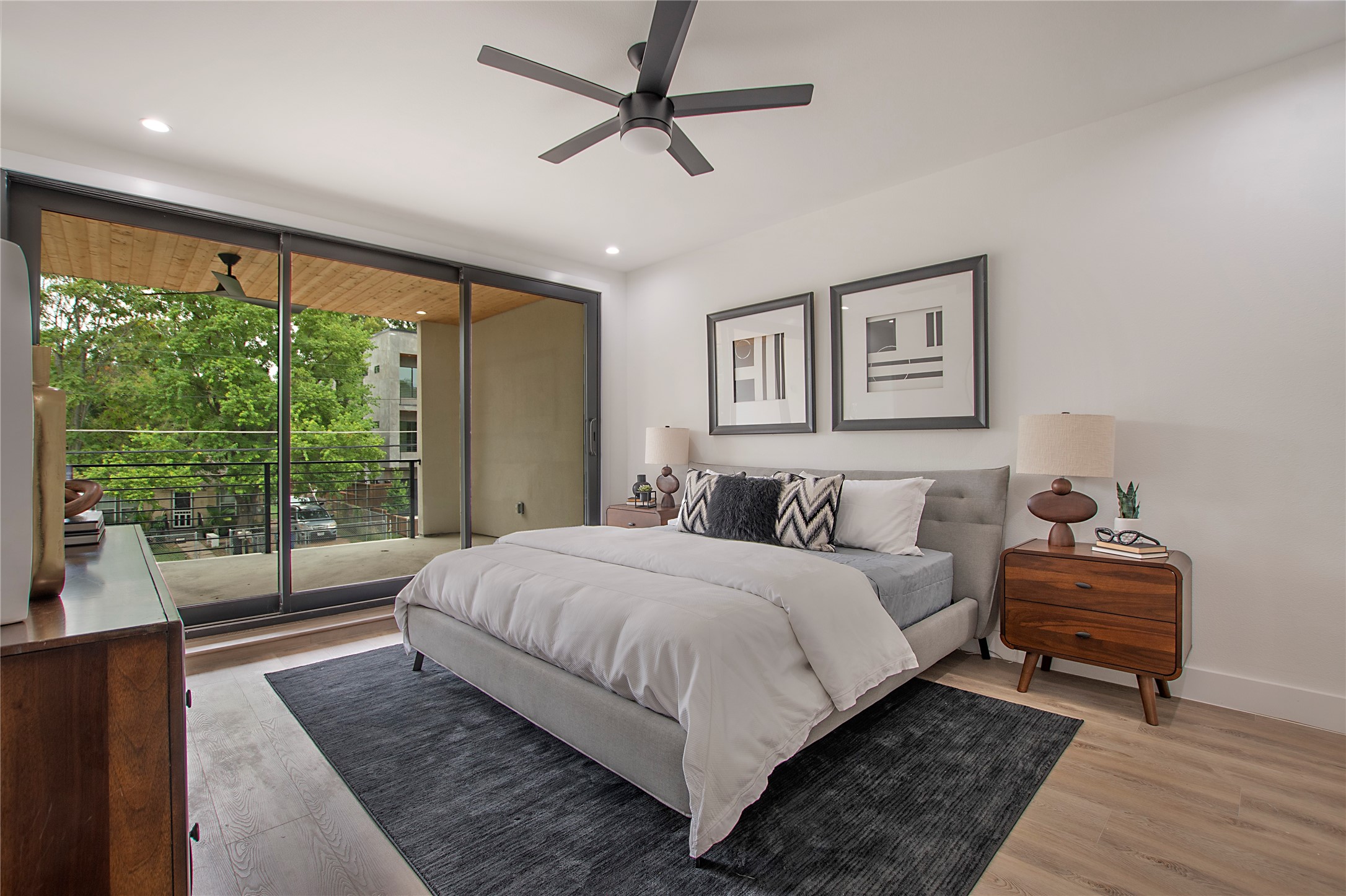 2306 Hondo Avenue Dallas TX 75219