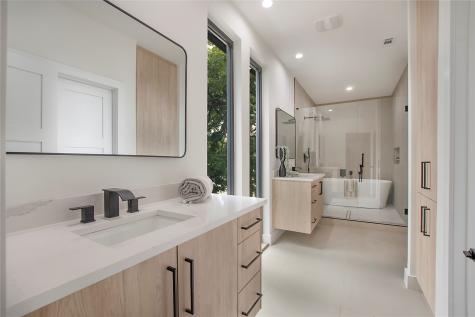 2306 Hondo Avenue Dallas TX 75219