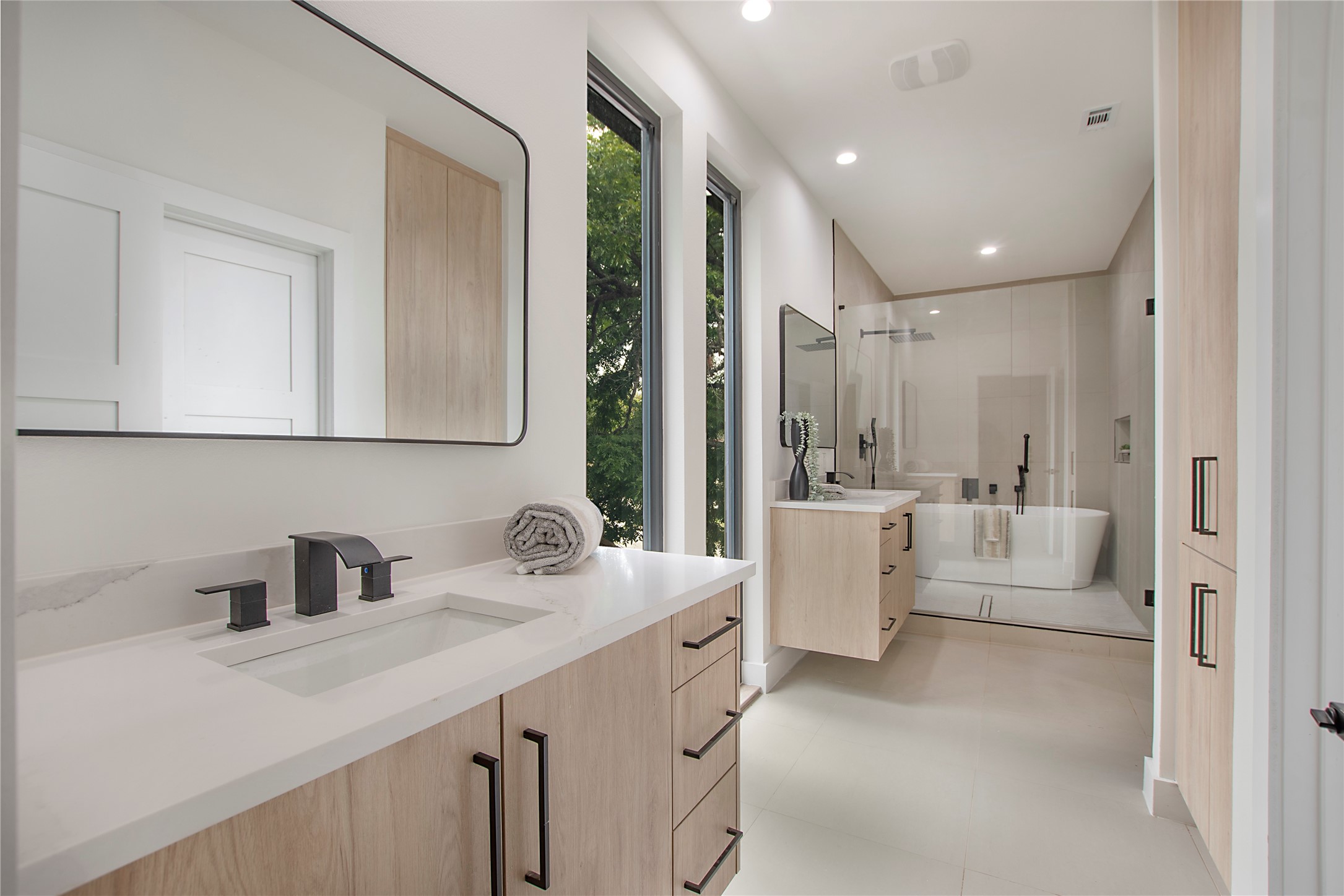 2306 Hondo Avenue Dallas TX 75219