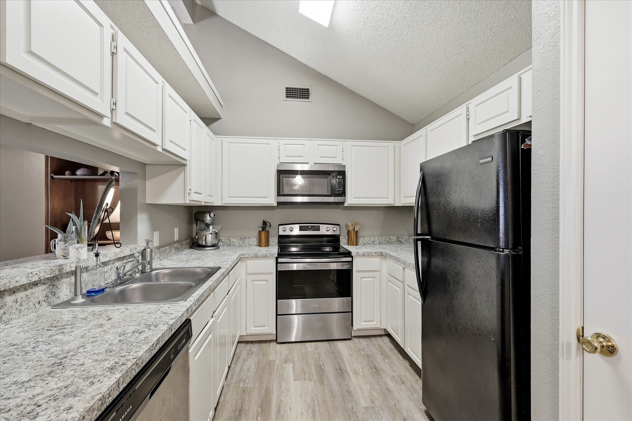 2532 Winding Road Fort Worth TX 76133