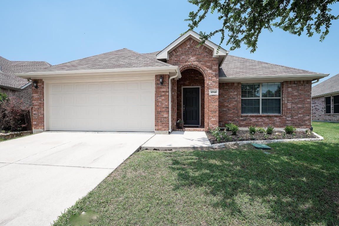1712 Lake Wood Trail Little Elm TX 75068