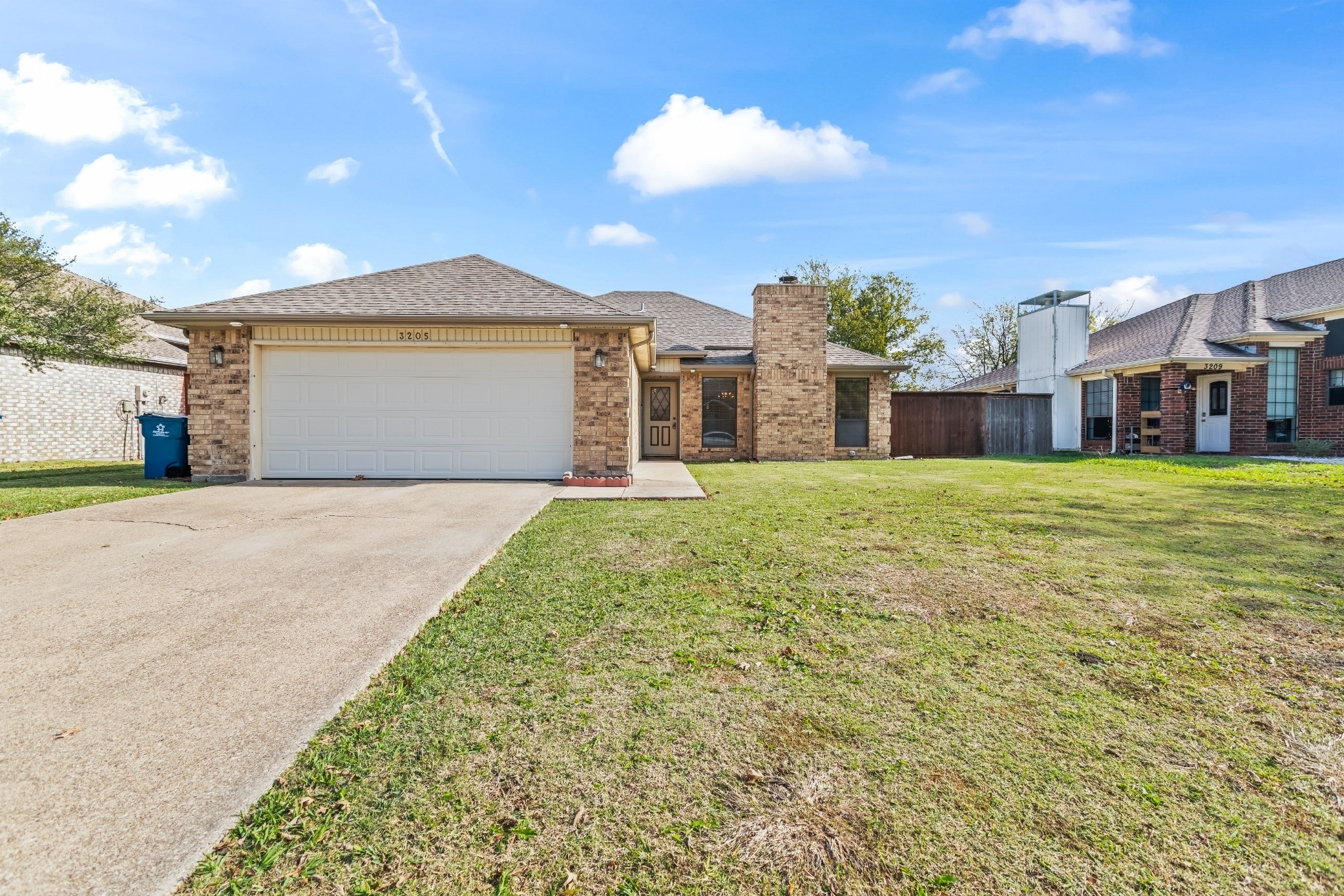 3205 Hillcrest Drive Rowlett TX 75088