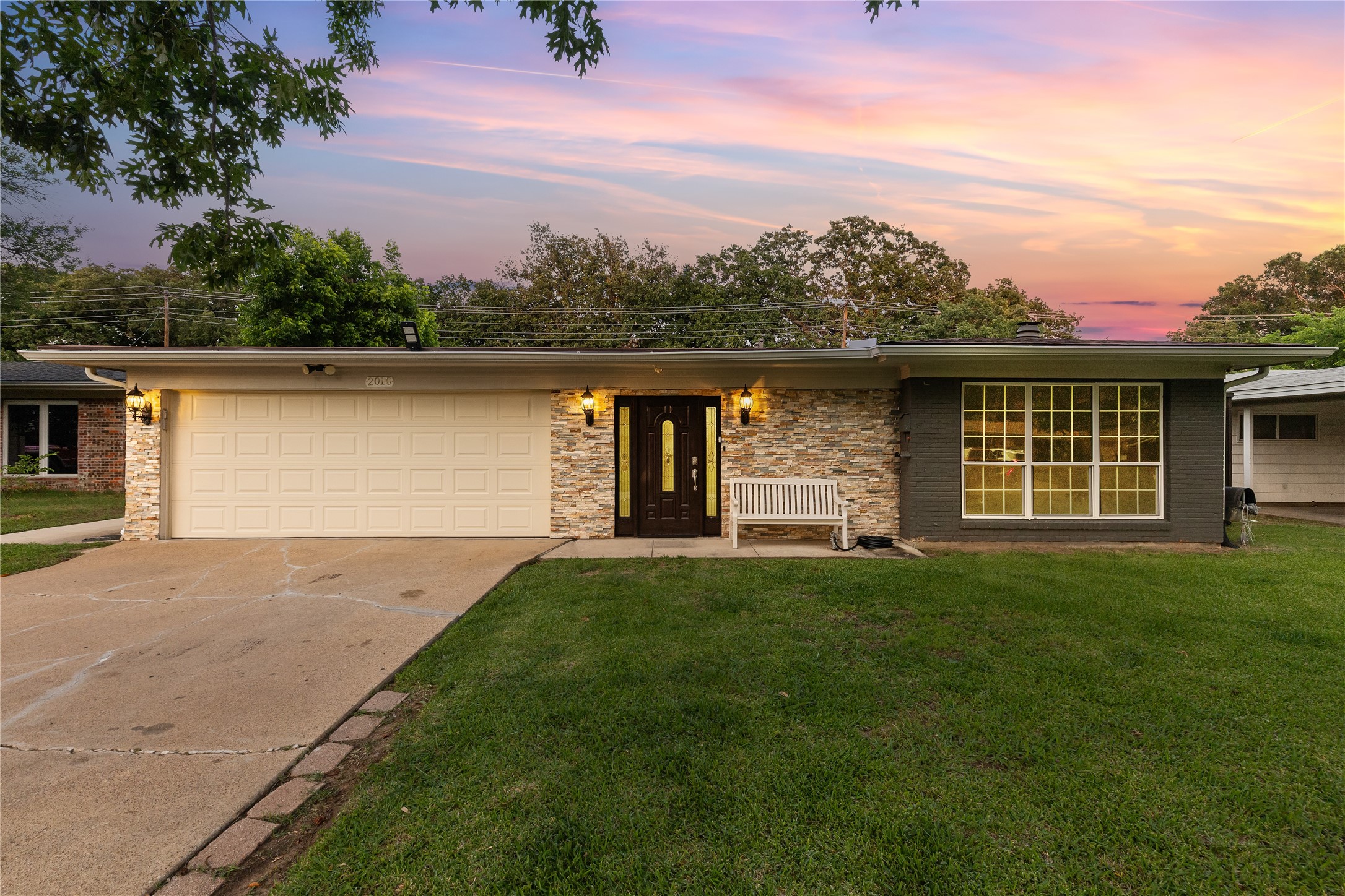 2010 William Brewster Street Irving TX 75061