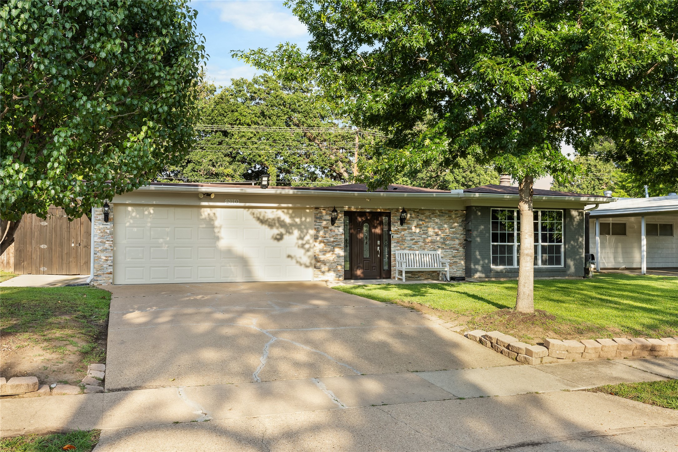 2010 William Brewster Street Irving TX 75061