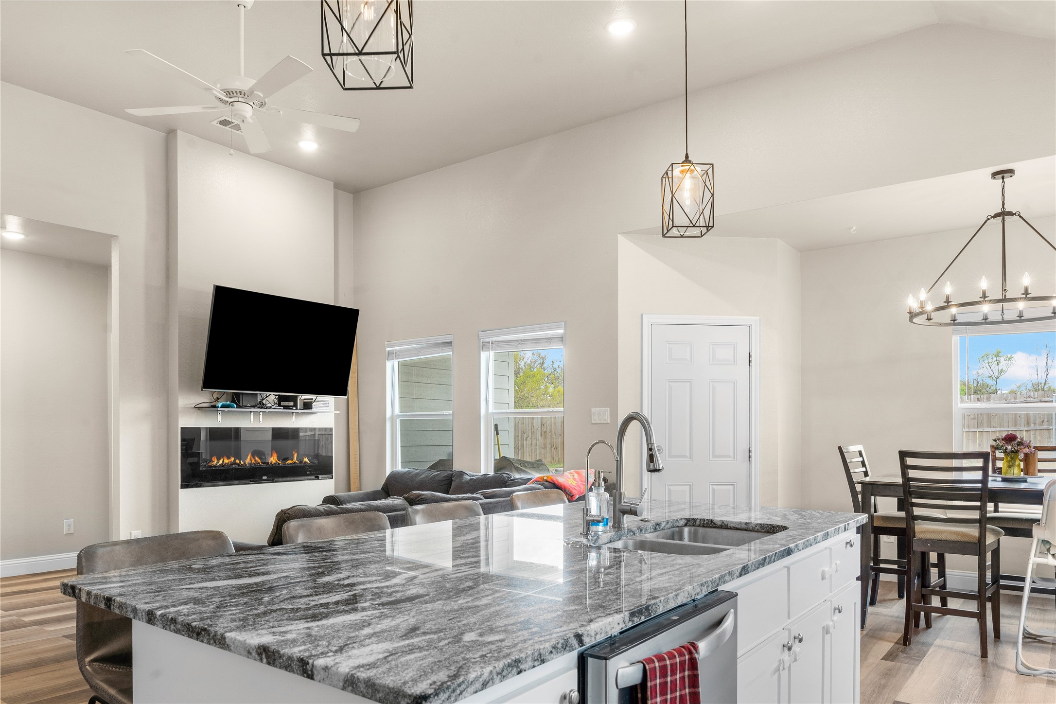 1406 Live Oak Street Sulphur Springs TX 75482
