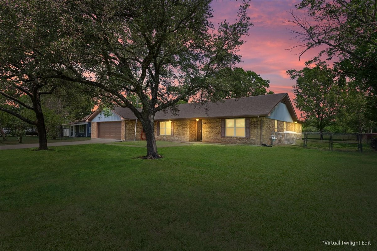 109 Hilltop Street Riesel TX 76682