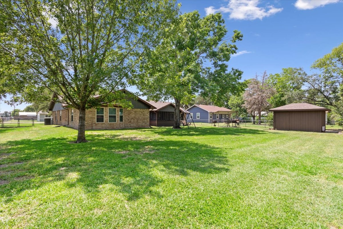 109 Hilltop Street Riesel TX 76682
