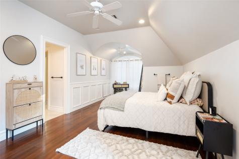 11484 Strait Lane Dallas TX 75229