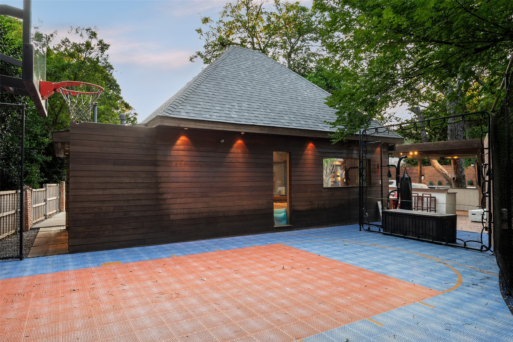 11484 Strait Lane Dallas TX 75229