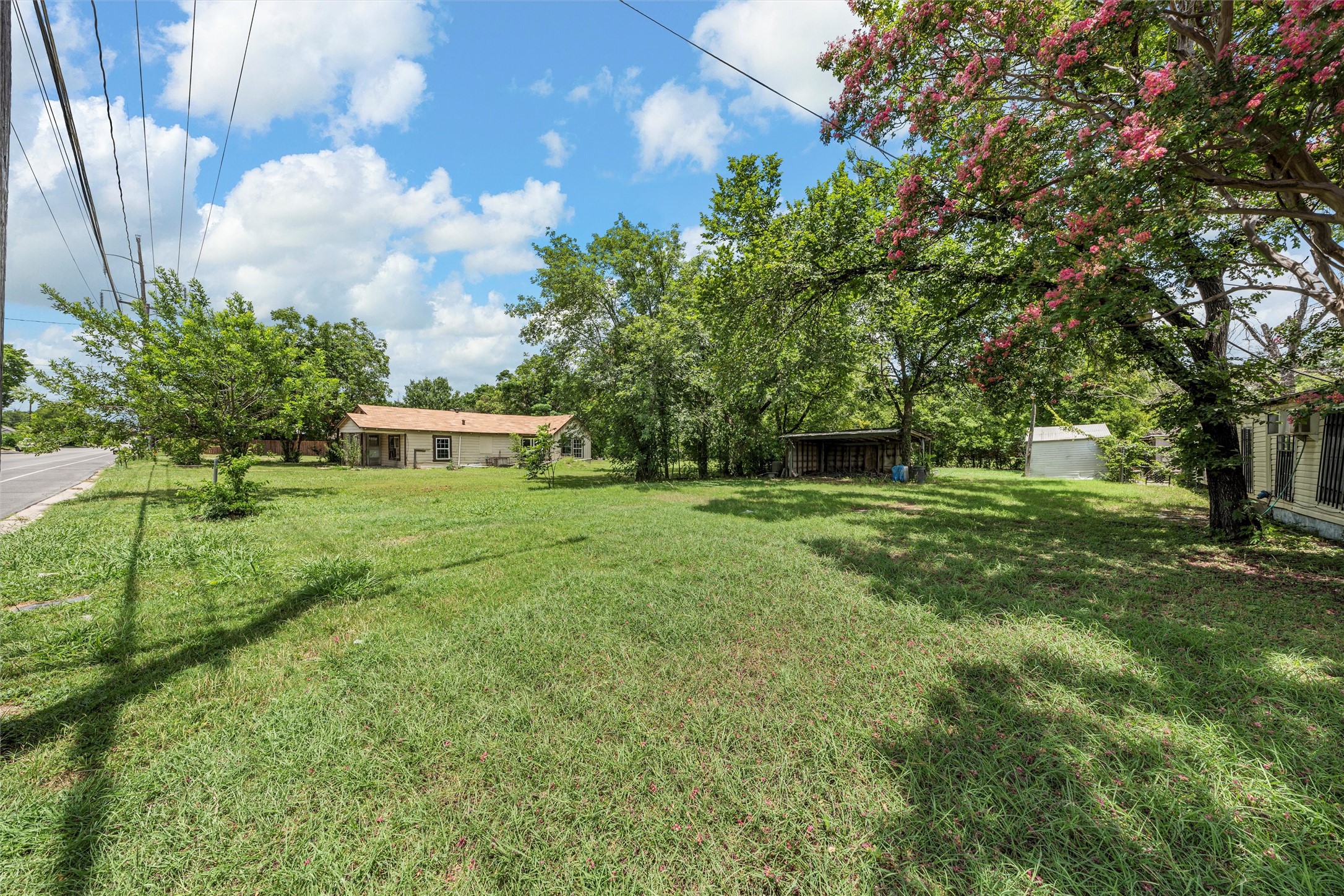 1320 S 26th Street Waco TX 76706