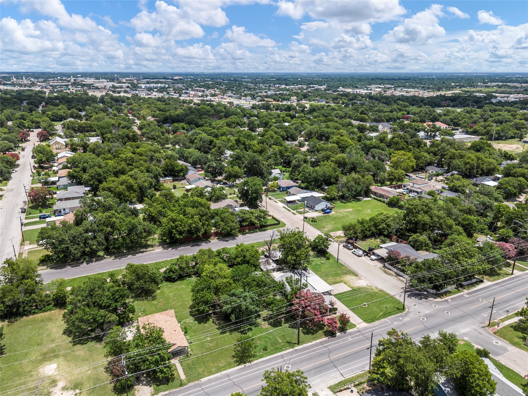 1320 S 26th Street Waco TX 76706