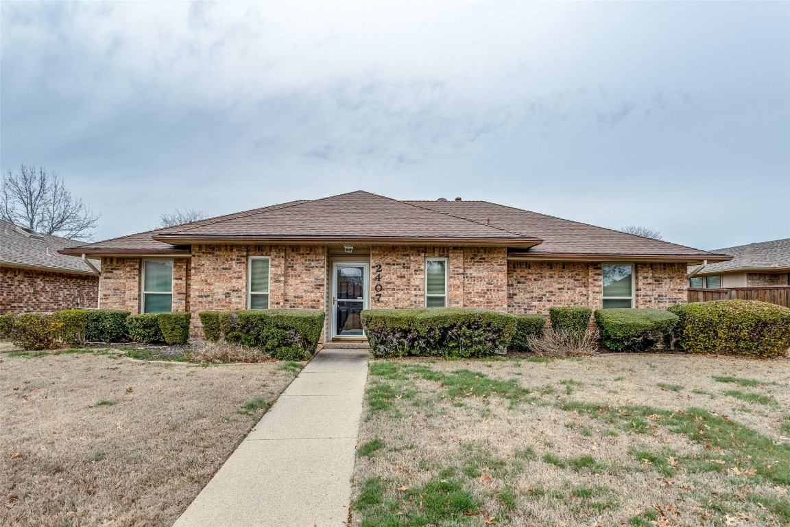 2407 Silverthorne Drive Dallas TX 75287